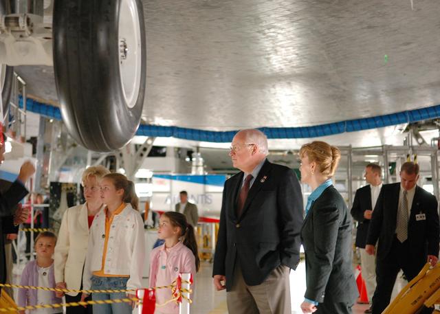 NASA image: KSC-06pd1347