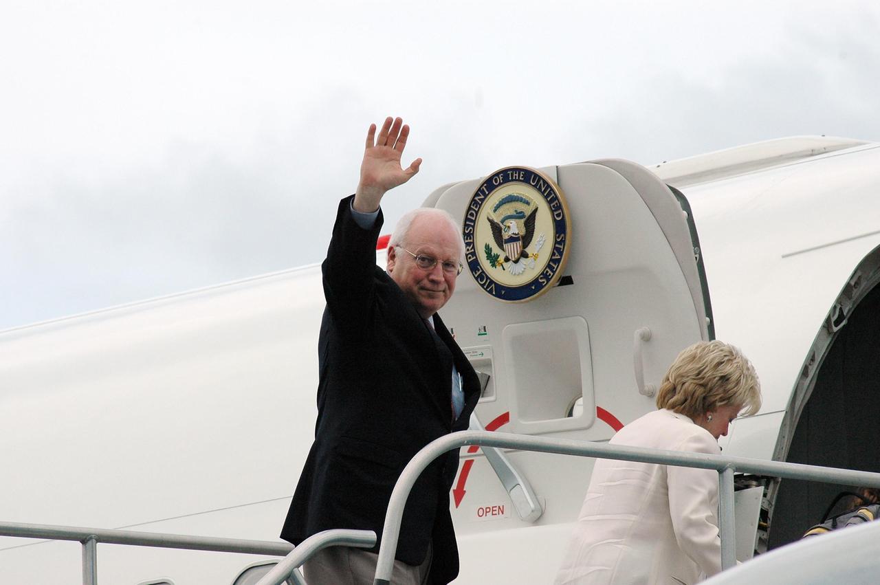 KENNEDY SPACE CENTER, FLA. - On the Skid Strip at Cape Canaveral Air Force Station in Florida, U.S. Vice President Dick Cheney waves before entering Air Force Two for a return trip to Washington.  Preceding him is his wife, Lynne.  Cheney and his family flew in earlier to witness the launch of Space Shuttle Discovery on mission STS-121.  The launch was scrubbed due to weather concerns and postponed 24 hours.     Photo credit: NASA/Kim Shiflett
