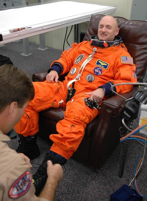 NASA image: KSC-06pd1396