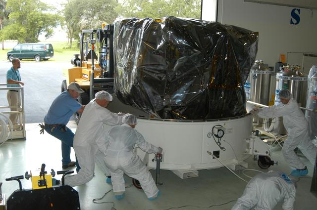 NASA image: KSC-06pd1527