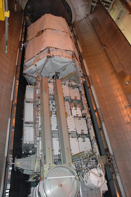 NASA image: KSC-06pd1681