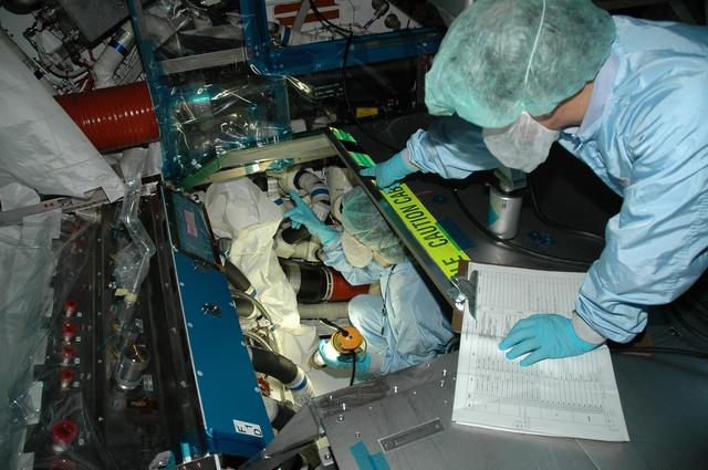 NASA image: KSC-06pd1682