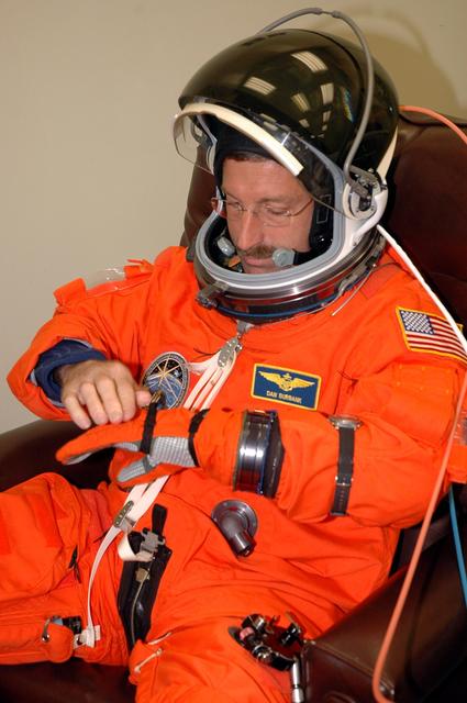 NASA image: KSC-06pd1808