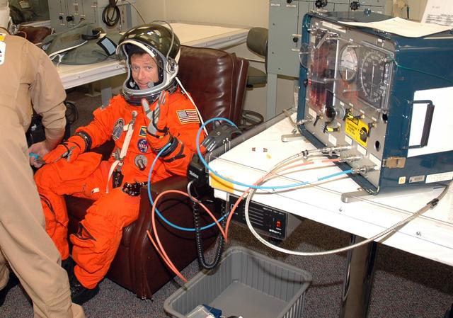 NASA image: KSC-06pd1809