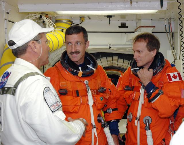 NASA image: KSC-06pd1822