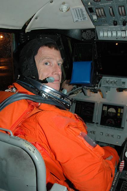 NASA image: KSC-06pd1910