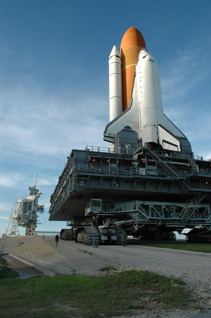 NASA image: KSC-06pd2002