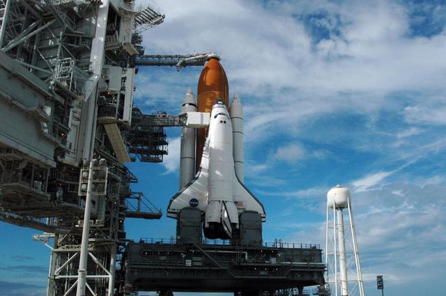 NASA image: KSC-06pd2044