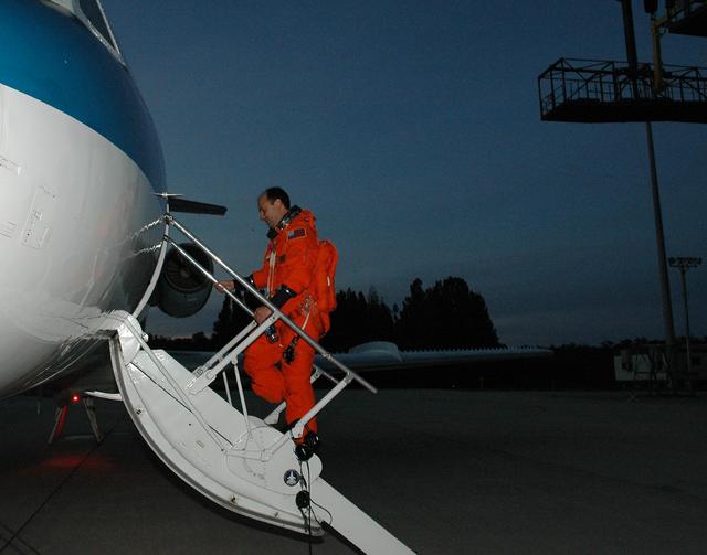 NASA image: KSC-06pd2519