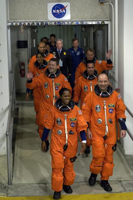 NASA image: KSC-06pd2696