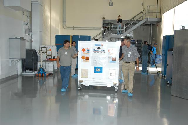 NASA image: KSC-06pd2786