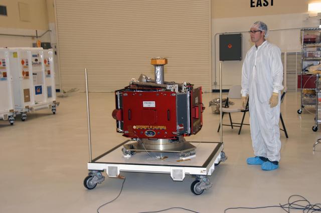 NASA image: KSC-06pd2793