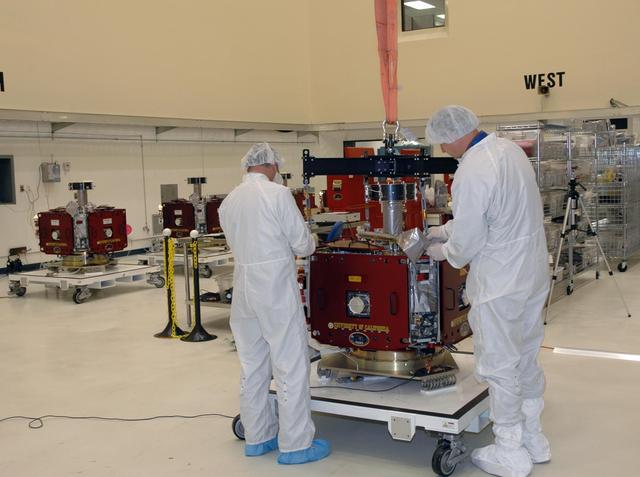 NASA image: KSC-06pd2800