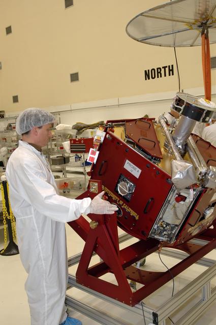 NASA image: KSC-06pd2802