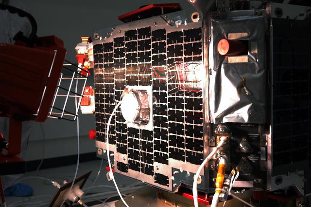 NASA image: KSC-06pd2810