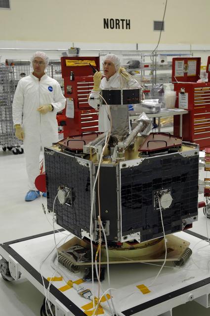 NASA image: KSC-06pd2811