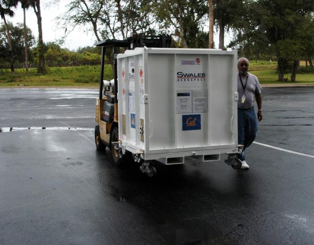 NASA image: KSC-06pd2817