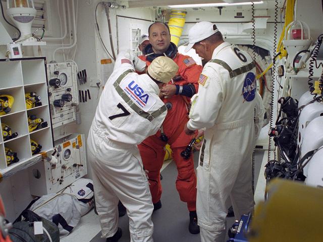 NASA image: KSC-06pp2772