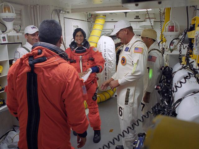 NASA image: KSC-06pp2778