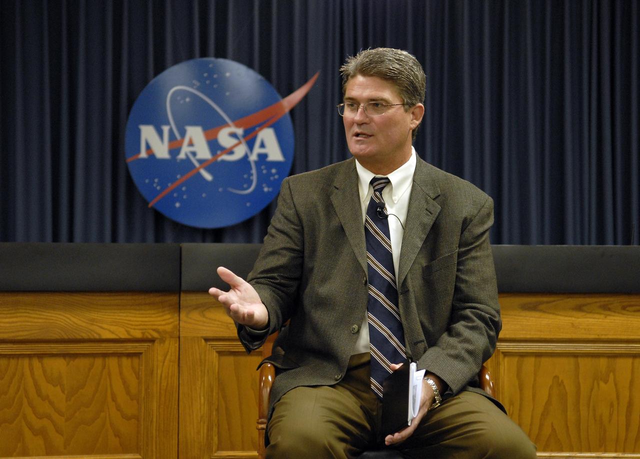 KENNEDY SPACE CENTER, FLA. --    Center Director Bill Parsons responds to a question from the media in the NASA News Center Auditorium. He used the occasion to introduce himself and his expectations for the center.  Parsons took over the helm of the Kennedy Space Center on Jan. 4 as the ninth director, succeeding James W. Kennedy, who is retiring from the agency. Parsons had served as deputy director under Kennedy during 2006.  In 1990, Parsons joined the NASA team at Kennedy Space Center as a launch site support manager in the Shuttle Operations Directorate. He also worked as an executive management intern and later as the shuttle flow director of the Shuttle Operations Directorate at Kennedy. In 1996, he became manager of the Space Station Hardware Integration Office at Kennedy. Photo credit: NASA/Kim Shiflett