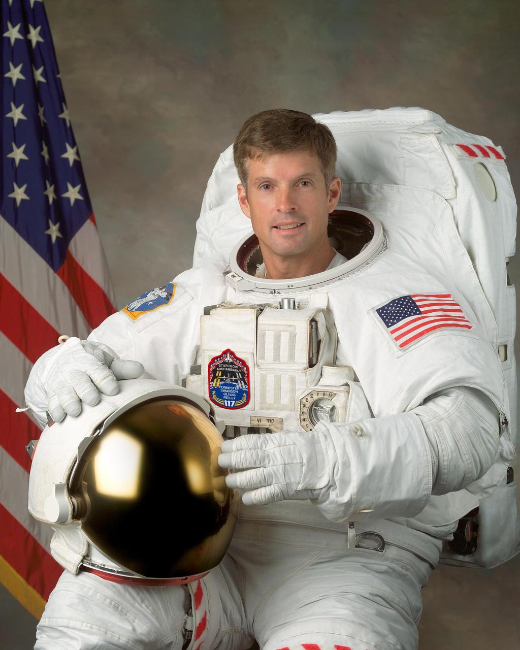 JOHNSON SPACE CENTER, Houston --  JSC2006-E-44334 -- Official portrait of Steven R. Swanson, mission specialist on STS-117 and STS-119.
