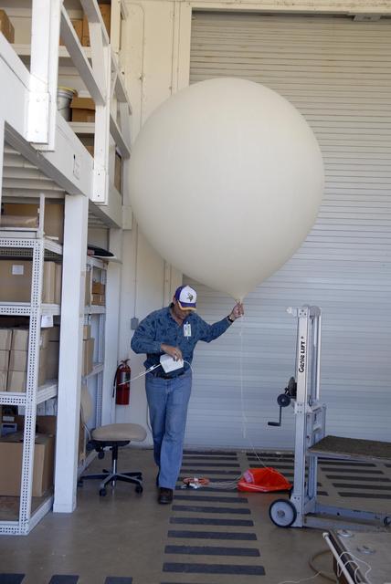 NASA image: KSC-07pd0427