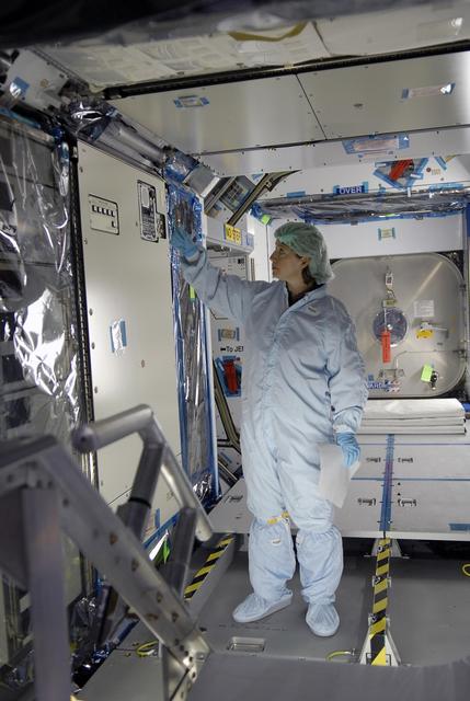 NASA image: KSC-07pd0759