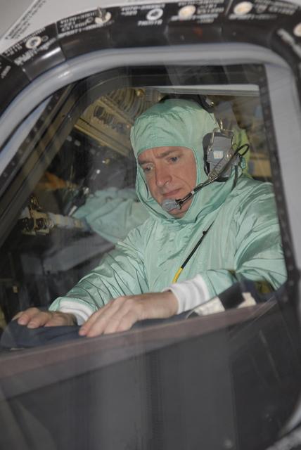 NASA image: KSC-07pd1142