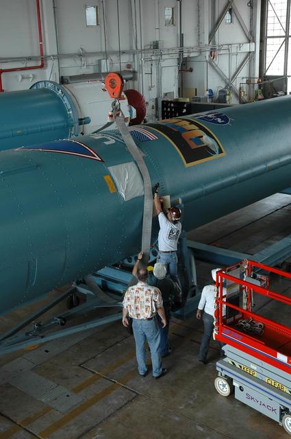 NASA image: KSC-07pd1213