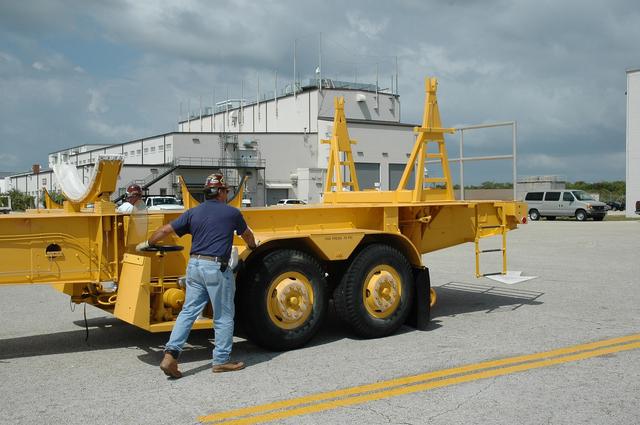 NASA image: KSC-07pd1216