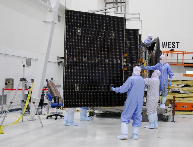 NASA image: KSC-07pd1263