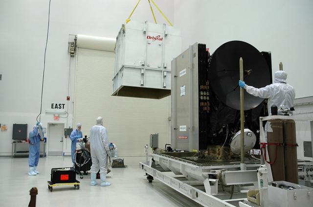 NASA image: KSC-07pd1300