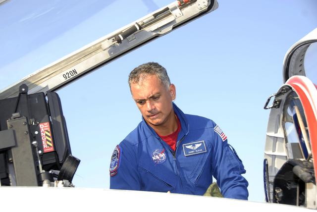 NASA image: KSC-07pd1351