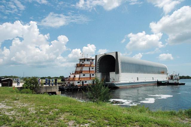 NASA image: KSC-07pd2130