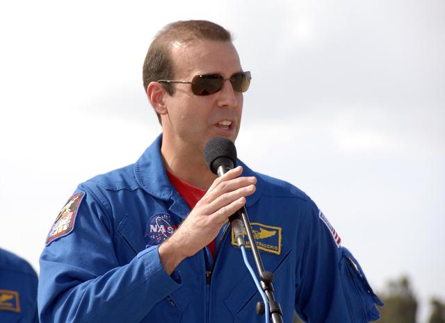 NASA image: KSC-07pd2159