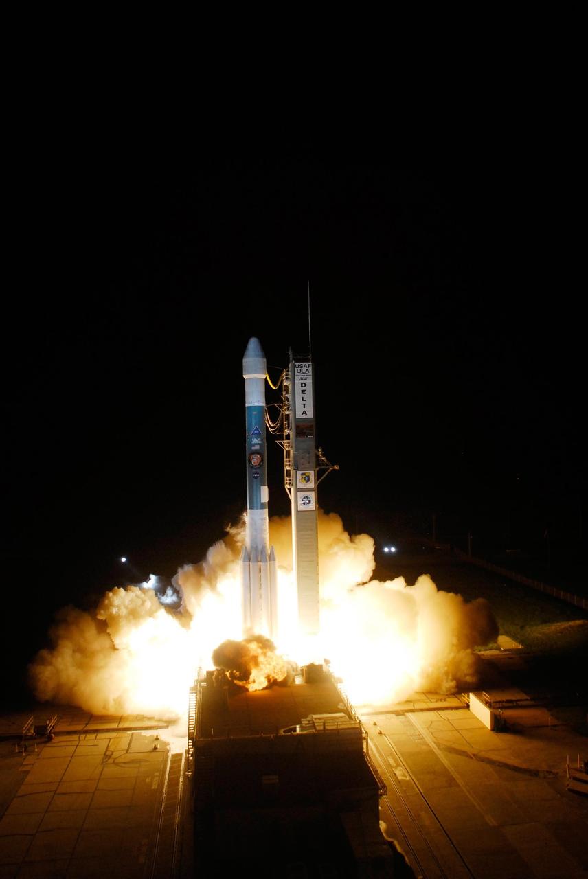 KENNEDY SPACE CENTER, FLA. - NASA's Phoenix spacecraft makes an auspicious start on its journey to Mars aboard a Delta II 7925 rocket at 5:26 a.m. EDT from Pad 17A at Cape Canaveral Air Force Station. Phoenix will land in icy soils near the north polar, permanent ice cap of Mars and explore the history of the water in these soils and any associated rocks, while monitoring polar climate. Landing on Mars is planned in May 2008 on arctic ground where a mission currently in orbit, Mars Odyssey, has detected high concentrations of ice just beneath the top layer of soil. Photo credit: NASA/Tony Gray and Robert Murray
