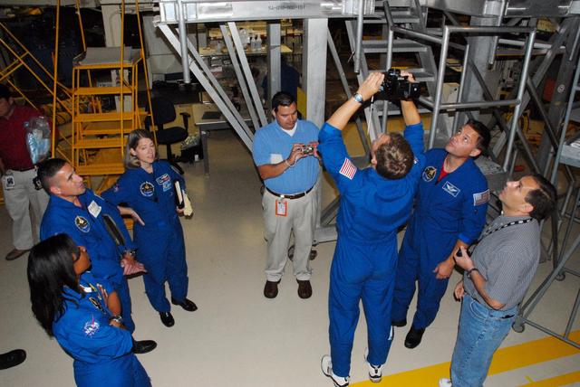 NASA image: KSC-07pd2201