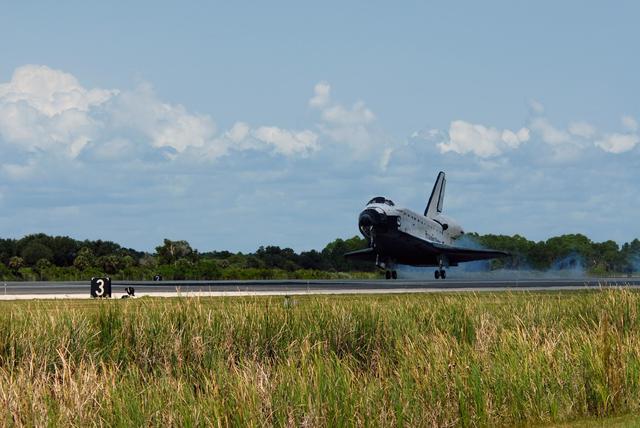 NASA image: KSC-07pd2322