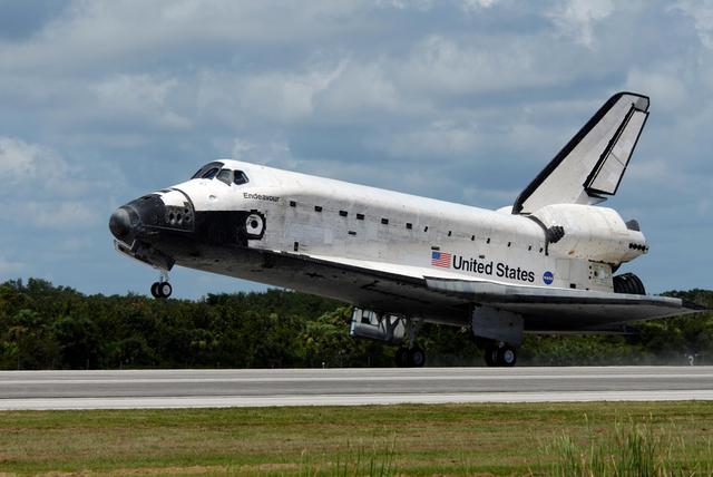 NASA image: KSC-07pd2324