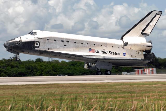 NASA image: KSC-07pd2326