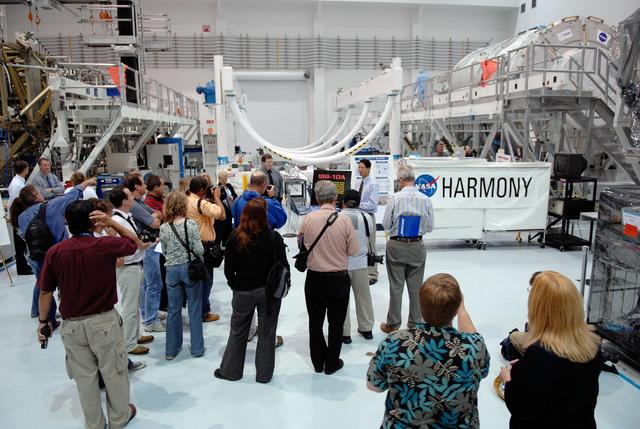 NASA image: KSC-07pd2487