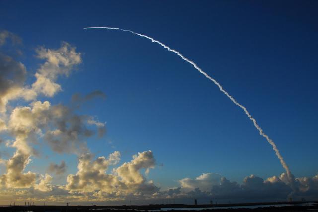 NASA image: KSC-07pd2586