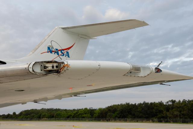 NASA image: KSC-07pd2899