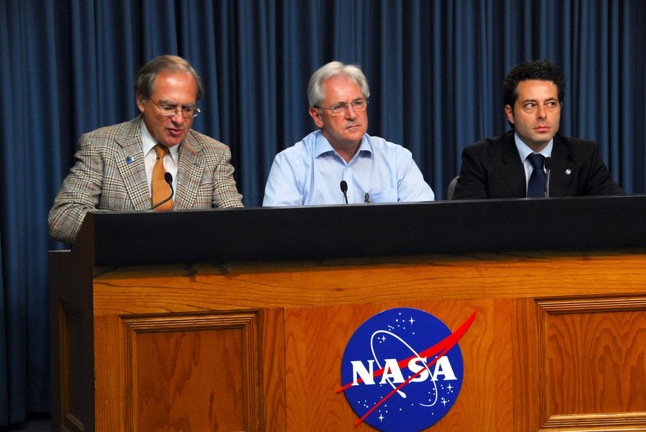 KENNEDY SPACE CENTER, FLA. -- Representatives of NASA's international partners participate in a news briefing on the launch readiness of space shuttle mission STS-120. From left are George Diller, briefing moderator for NASA; Alan Thirkettle, International Space Station Program Manager for ESA, the European Space Agency; and Mauro Piermaria, ESPERIA mission manager for ASI, the Italian Space Agency. The STS-120 mission will be the 23rd shuttle flight to the International Space Station, delivering the Italian-built U.S. Node 2, called Harmony. The seven-member crew includes ESA astronaut Paolo Nespoli from Italy. The 14-day mission includes five spacewalks -- four by shuttle crew members and one by the station's Expedition 16 crew -- to install Harmony and move the P6 solar arrays to their permanent position and deploy them. Launch aboard space shuttle Discovery is planned for 11:38 a.m. EDT Oct. 23, and Discovery is scheduled to complete its mission and return home on Nov. 6.  Photo credit: NASA/George Shelton