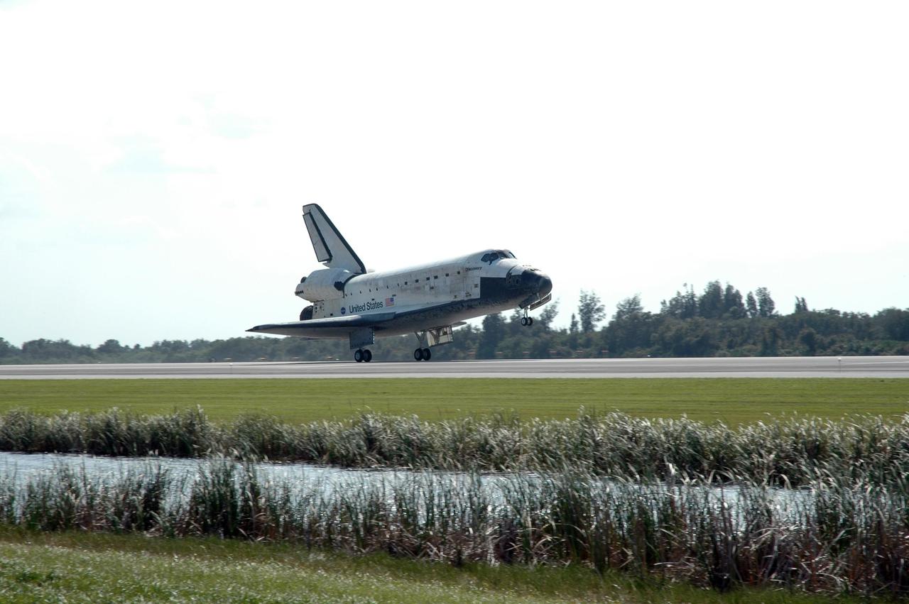 KENNEDY SPACE CENTER, FLA. --  Space shuttle Discovery touches down on Runway 33 of the Shuttle Landing Facility at NASA's Kennedy Space Center, concluding the 15-day mission STS-120.  Commander Pamela Melroy is at the controls, along with Pilot George Zamka.  Main gear touchdown was 1:01:16 p.m.  Wheel stop was at 1:02:07 p.m.  Mission elapsed time was 15 days, 2 hours, 24 minutes and 2 seconds.  The STS-120 crew continued the construction of the station with the installation of the Harmony Node 2 module and the relocation of the P6 truss. Photo credit: NASA/Jim Grossmann