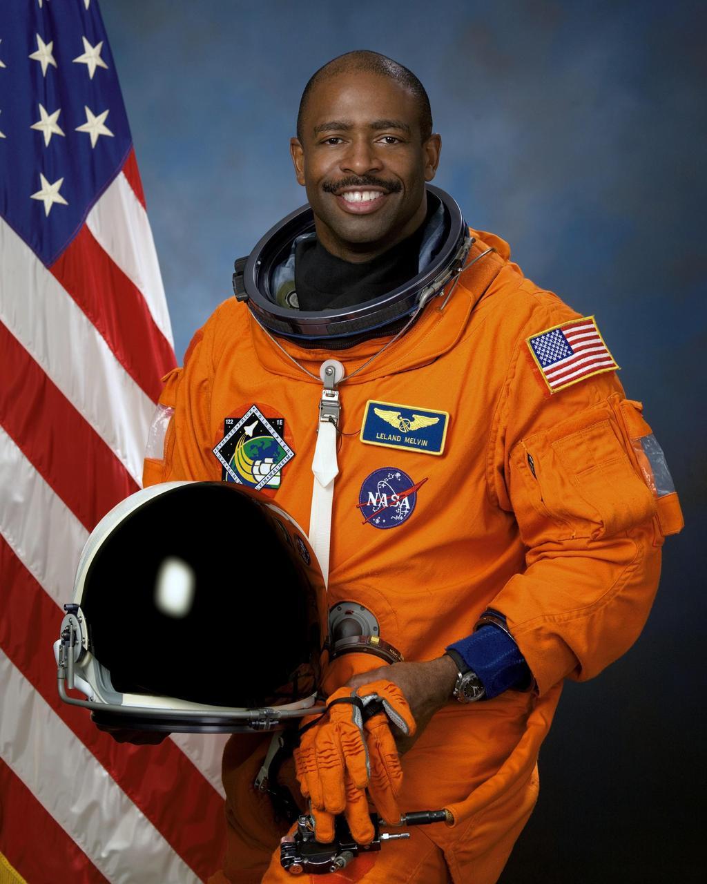 JOHNSON SPACE CENTER, Houston --  JSC2007-E-36047 -- Astronaut Leland D. Melvin, mission specialist