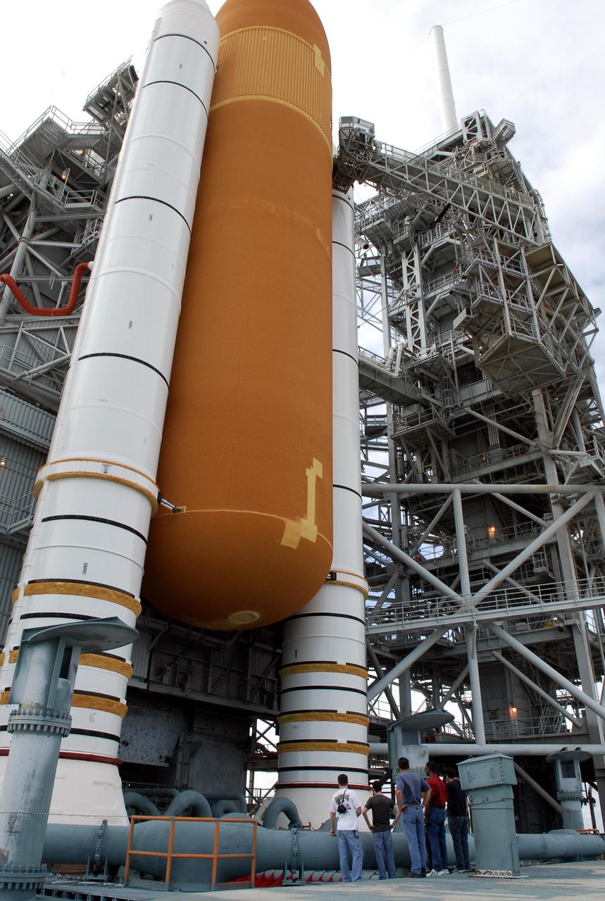 KENNEDY SPACE CENTER, FLA. -- Space shuttle Atlantis' external tank and solid rocket boosters will be the subject of a tanking test with the Time Domain Reflectometry, or TDR, test equipment whose wiring is being calibrated Dec. 14. The shuttle's planned launches on Dec. 6 and Dec. 9 were postponed because of false readings from the part of the ECO system that monitors the liquid hydrogen section of the tank. The liftoff date from NASA's Kennedy Space Center, Florida, is now targeted for Jan. 10, depending on the resolution of the problem in the fuel sensor system. Photo credit: NASA/Kim Shiflett