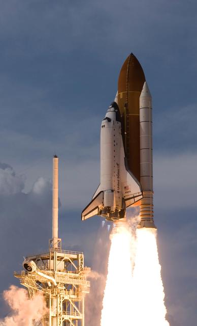 NASA image: KSC-08pd0243