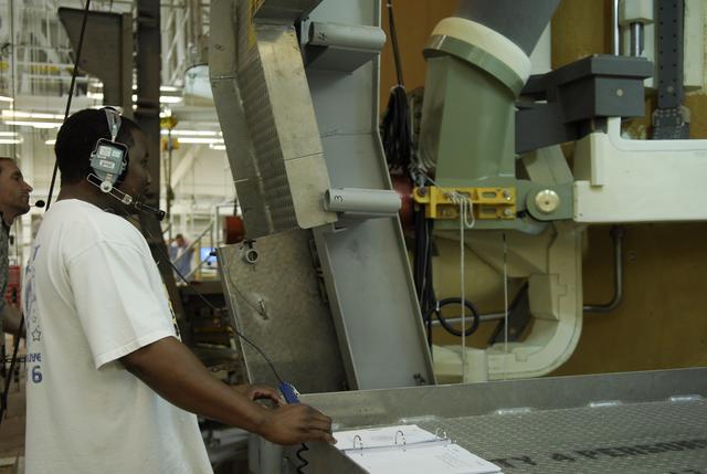 NASA image: KSC-08pd0943