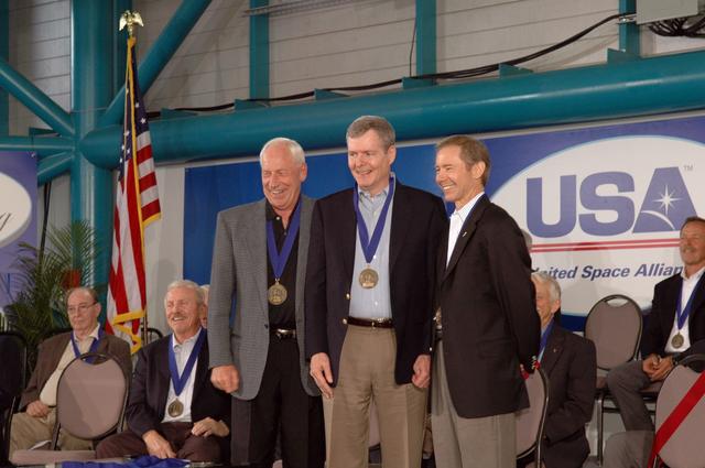 NASA image: KSC-08pd1117